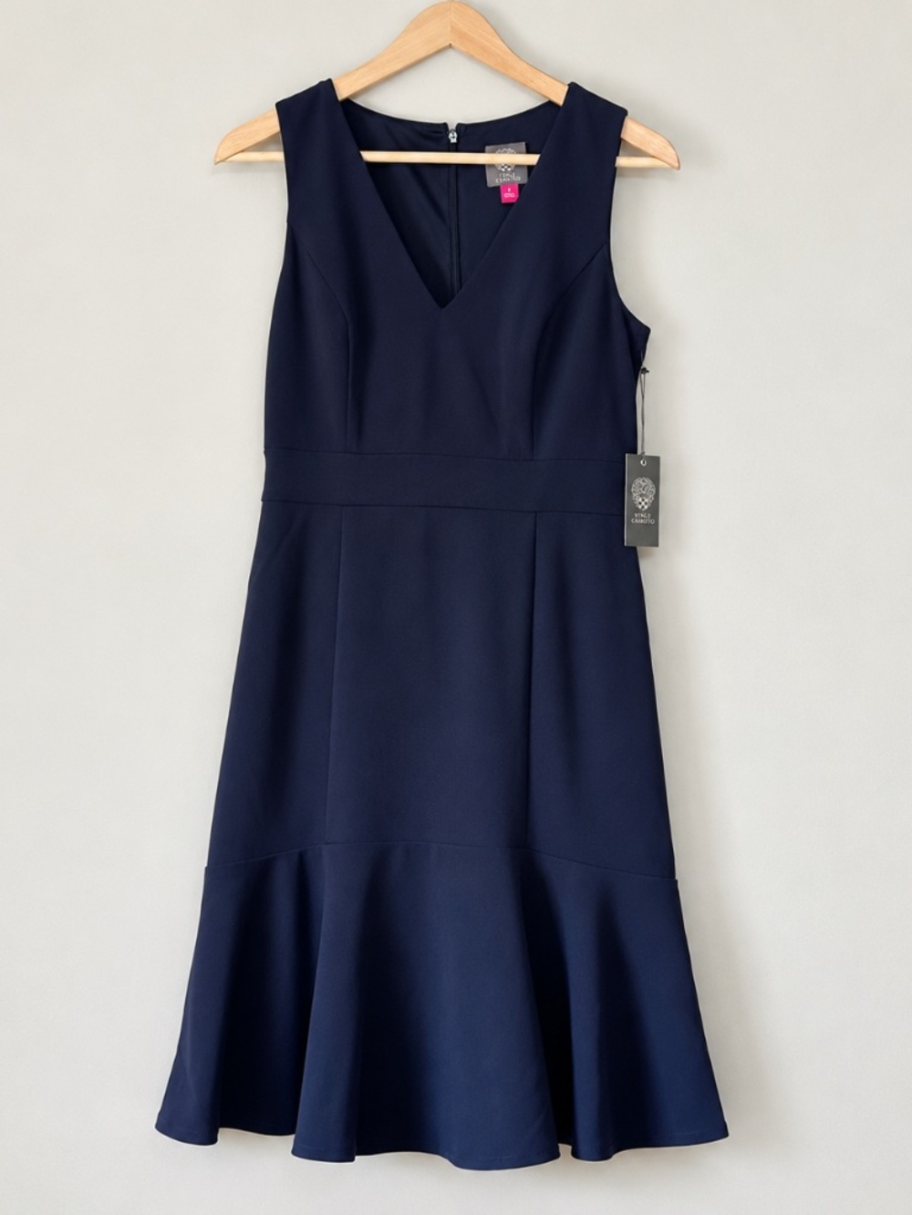 NWT Vince Camuto Navy Fit & Flare Midi Dress Size 6 V Neck Sleeveless